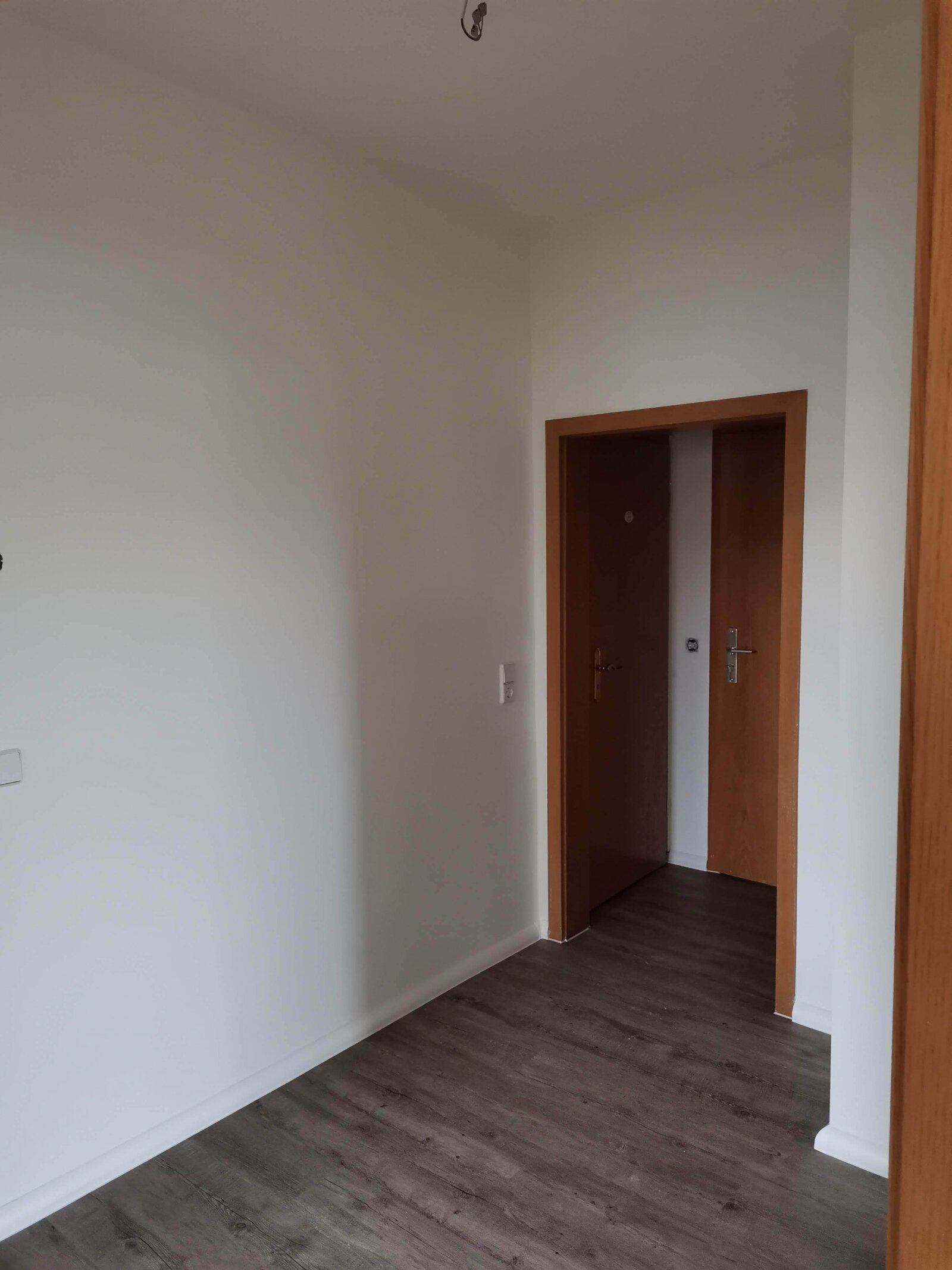 Flur - WC und Eingang